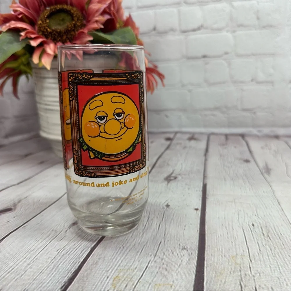 Vintage 1979 burger king tumbler  Smiley Face whopper retro collector' series